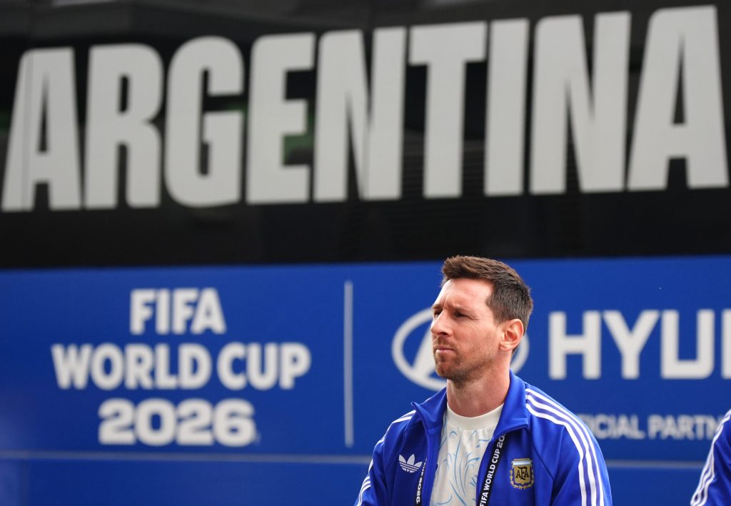 Messi in fata unei noi etape istorice Ce recorduri poate stabili in finala Cupei Mondiale din 2026