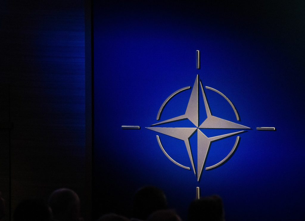 NATO condamna atacurile cibernetice ale Rusiei asupra partenerilor sai si avertizeaza ca este pregatita sa raspunda in momentul si in modul pe care il va stabili