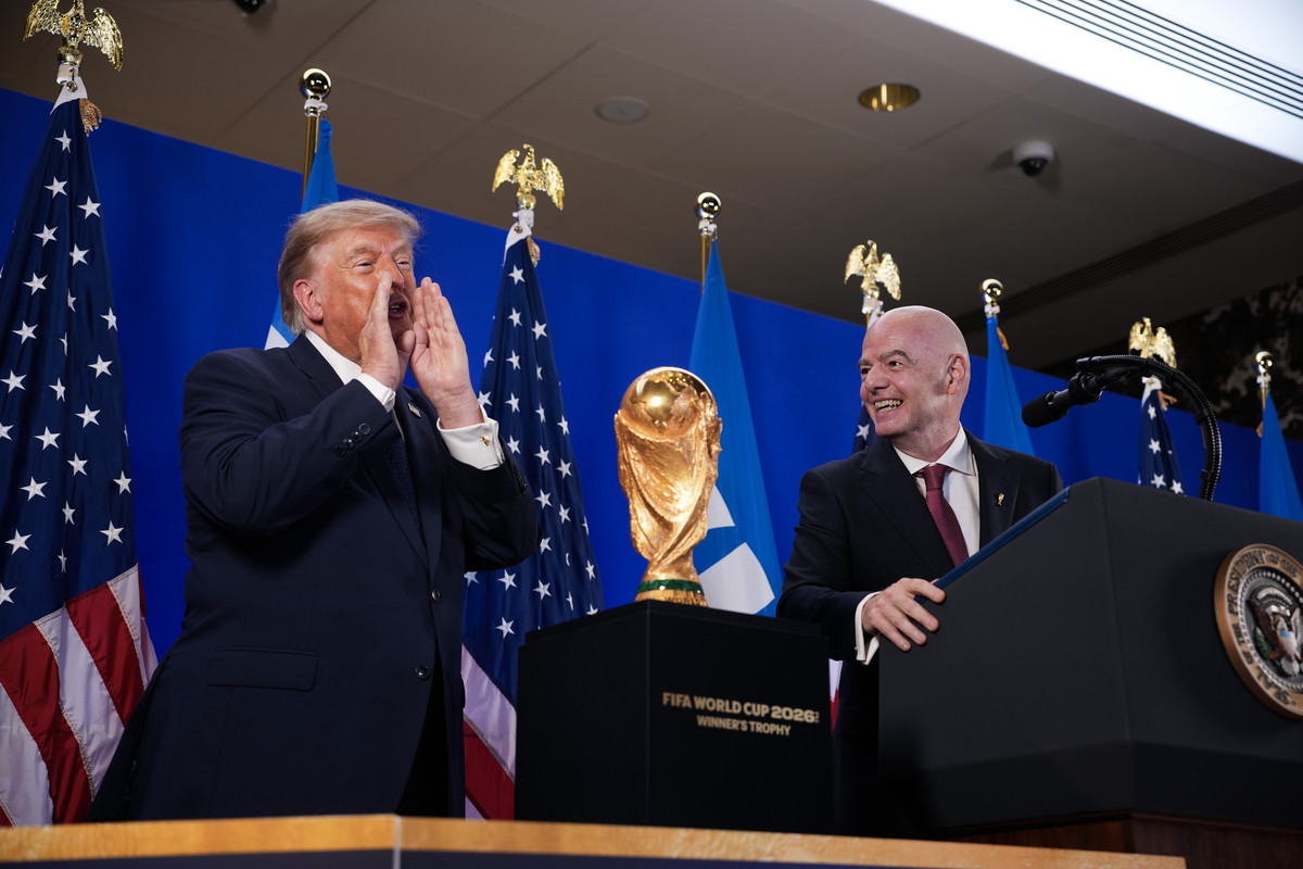 Trump isi exprima dorinta ca SUA sa gazduiasca din nou un Campionat Mondial excluzand Mexic si Canada