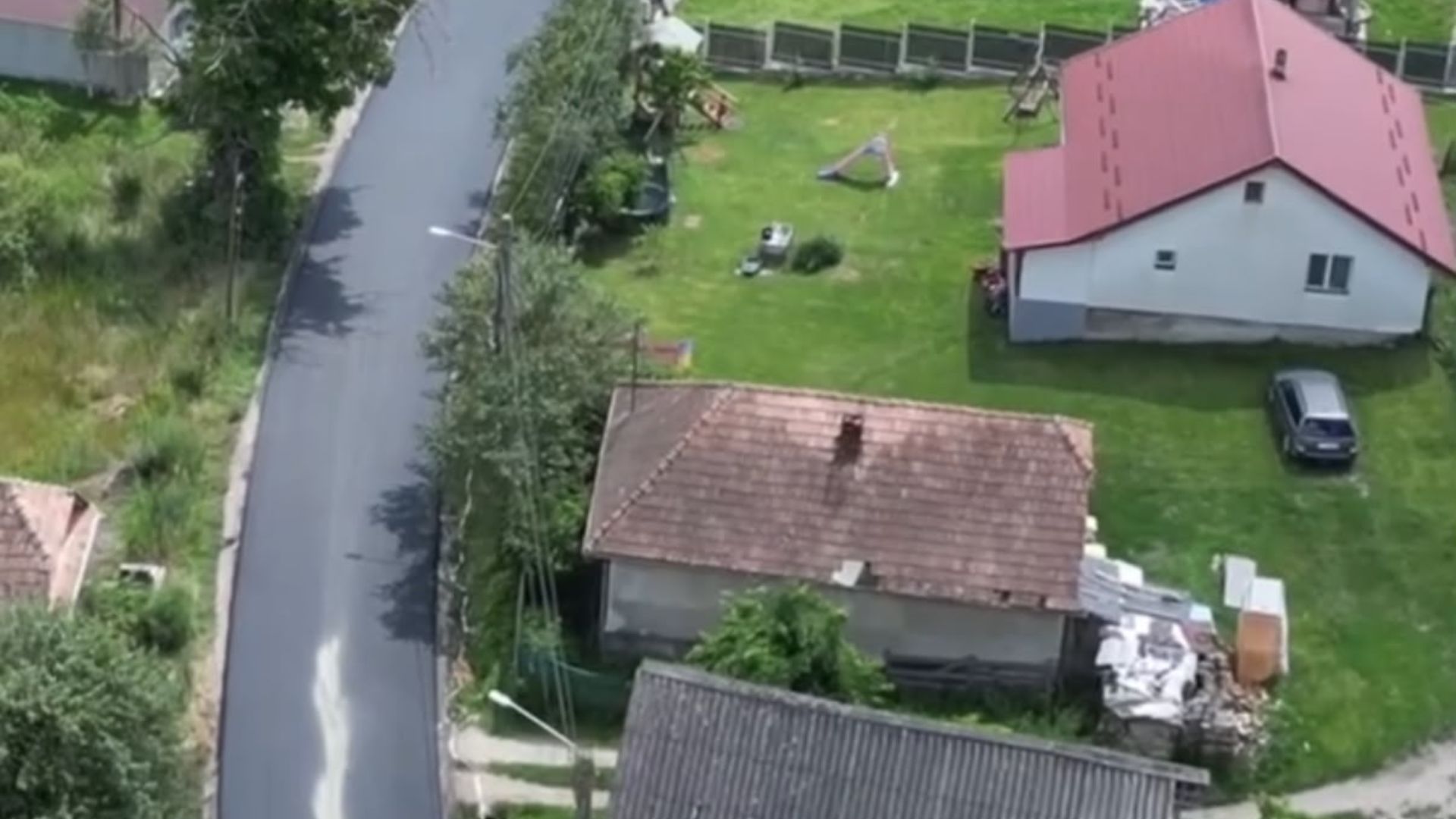 Un nou tronson de drum transforma o zona spectaculoasa din Cluj Sectiunea catre satul de piatra Chidea este aproape finalizata