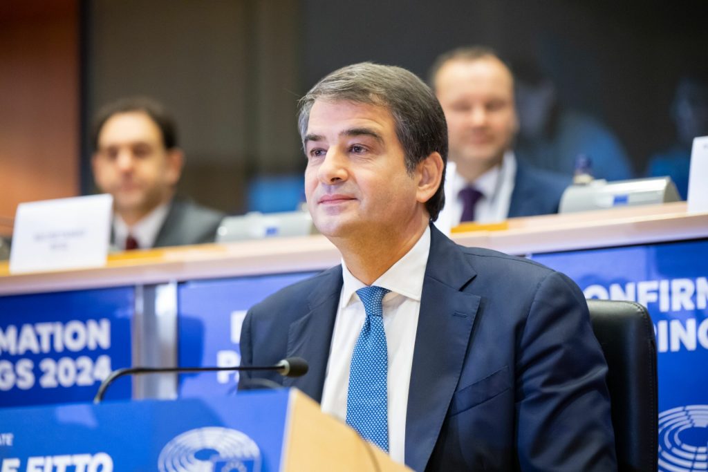 Uniunea Europeana il numeste pe Raffaele Fitto pentru reluarea negocierilor intre Cipru si Turcia