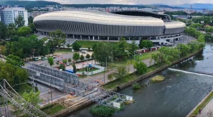 VIDEO Imagini impresionante cu montarea noului pod provizoriu Garibaldi TIMELAPSE realizat de unul dintre cei mai renumiti fotografi din Cluj