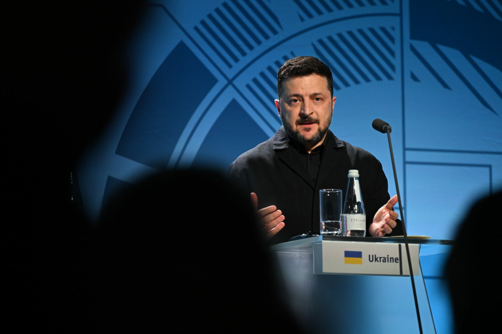 Zelenski sustine ca Rusia a respins in acest an zeci de propuneri de incheiere a razboiului