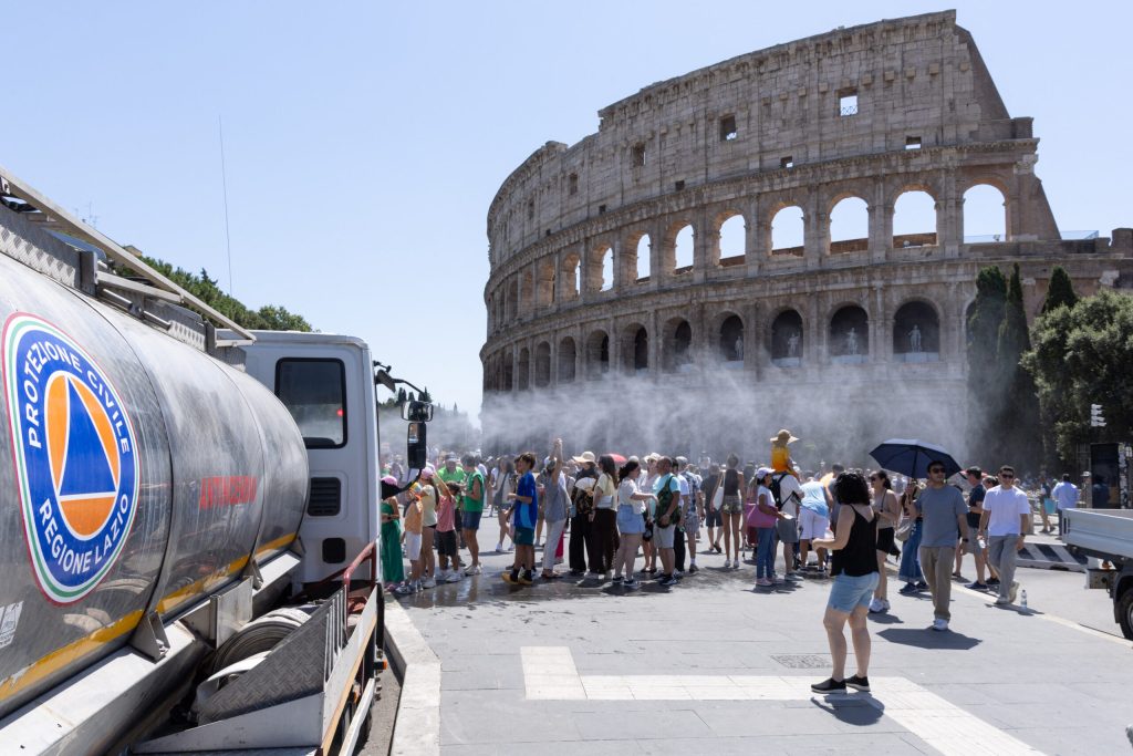 canicula goleste buzunarele pierderile anuale ajung la 12 miliarde de euro