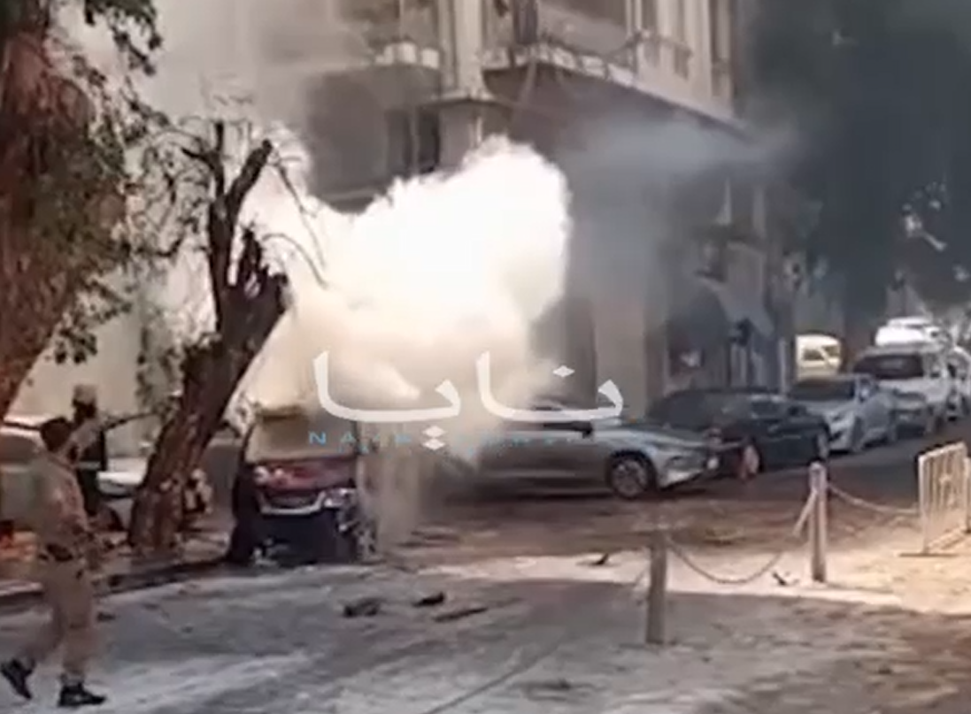 explozii auzite la damasc in timpul vizitei lui macron presedintele francez a fost evacuat