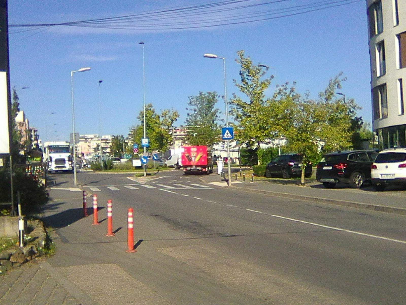 trecere de pietoni periculoasa in cartierul buna ziua un clujean povesteste ca a fost la un pas de a fi lovit daca nu saream m ar fi lovit in plin