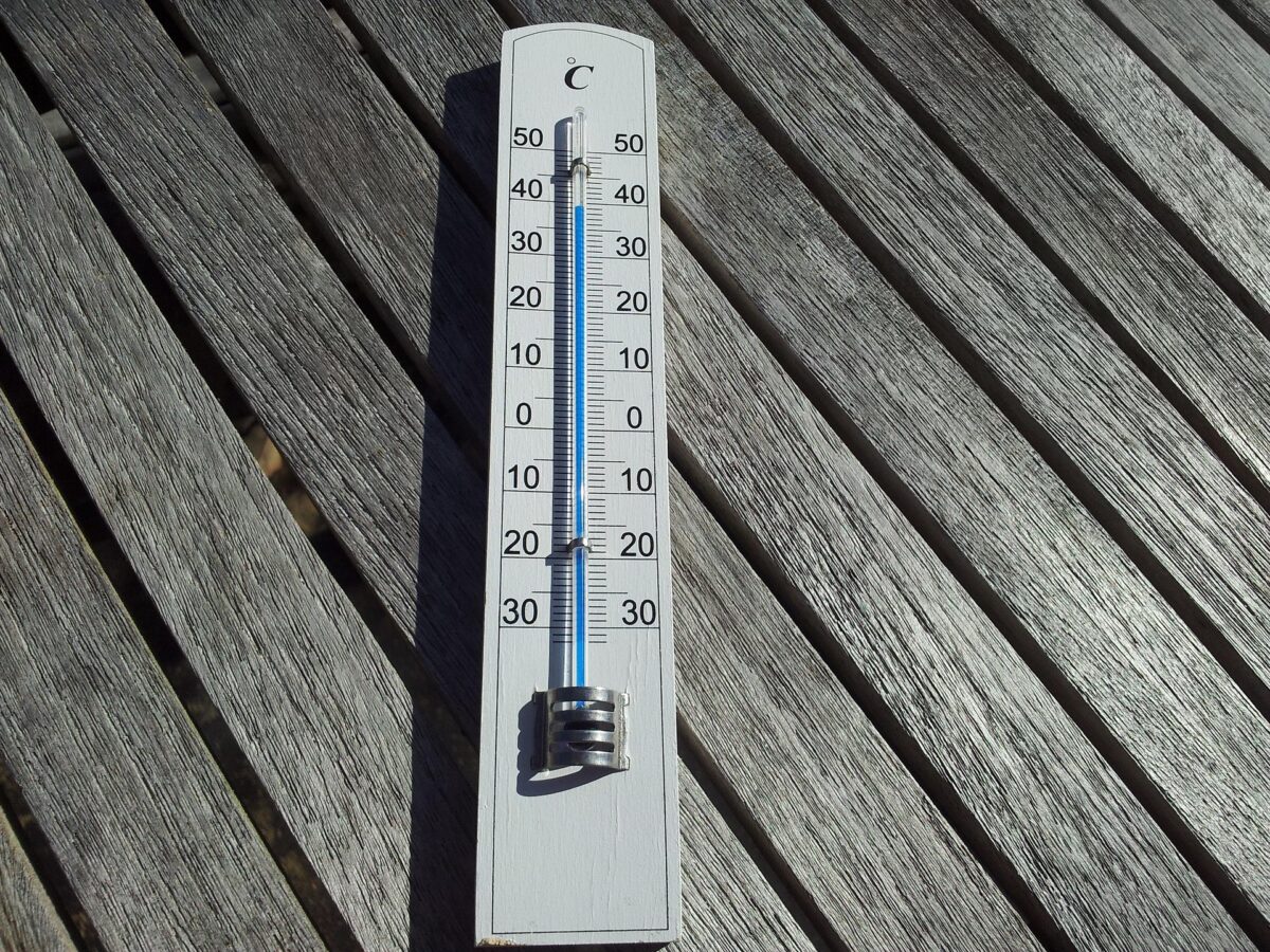 ANM a emi un cod galben de canicula si furtuni Temperaturile vor atinge 37 de grade