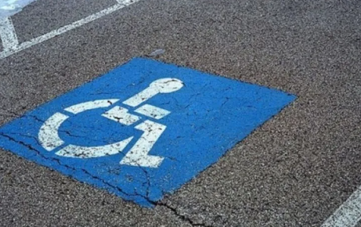 Apel catre Primaria Cluj Napoca Va rugam sa amplificati numarul locurilor de parcare pentru persoanele cu dizabilitati in centrul orasului