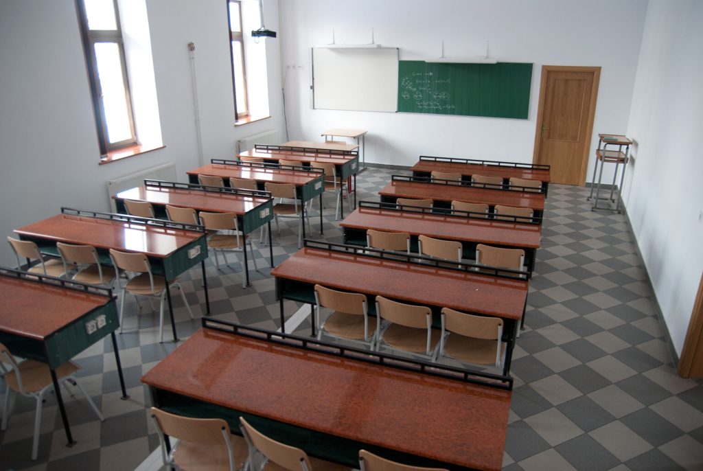 Cand incepe scoala in 2026 Calendarul integral pentru anul scolar si vacante