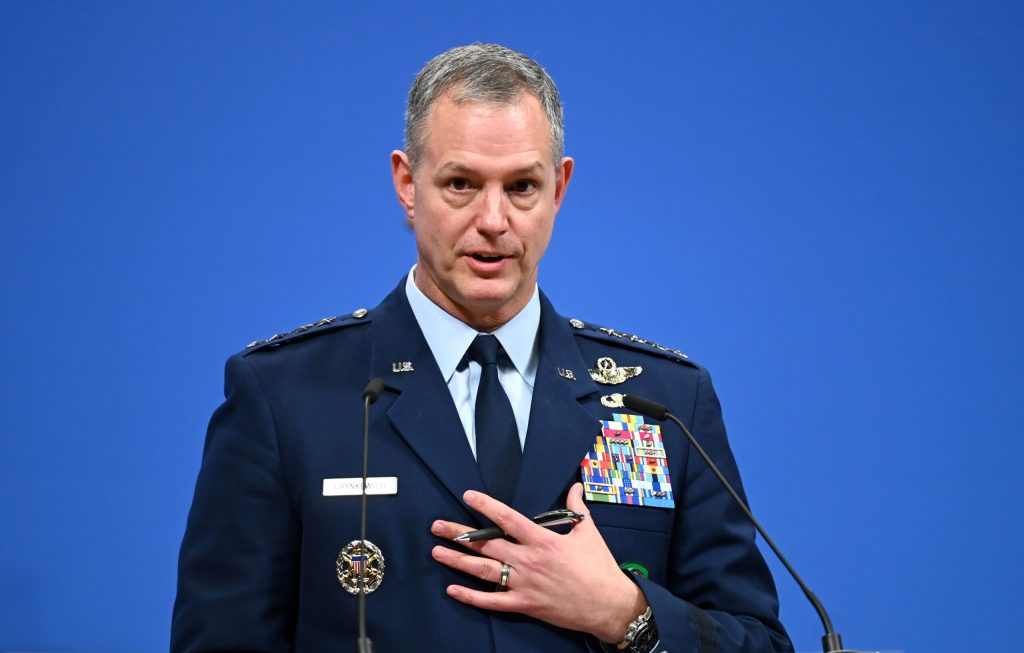 Cel mai inalt general american din Europa ii recomanda Pentagonului ca nu dispune de suficiente forte pentru a asigura protectia Israelului