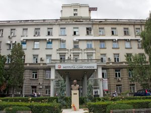 Incendiu la Institutul Clinic Fundeni 37 de pacienti evacuati de la etajul 3