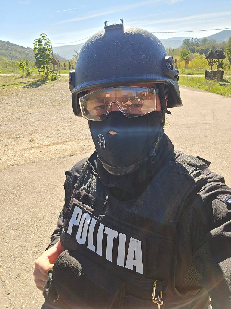 Marian Godina astazi am demisionat din Politica Romana iar aceasta experienta imi ofera o senzatie minunata de libertate si fericire