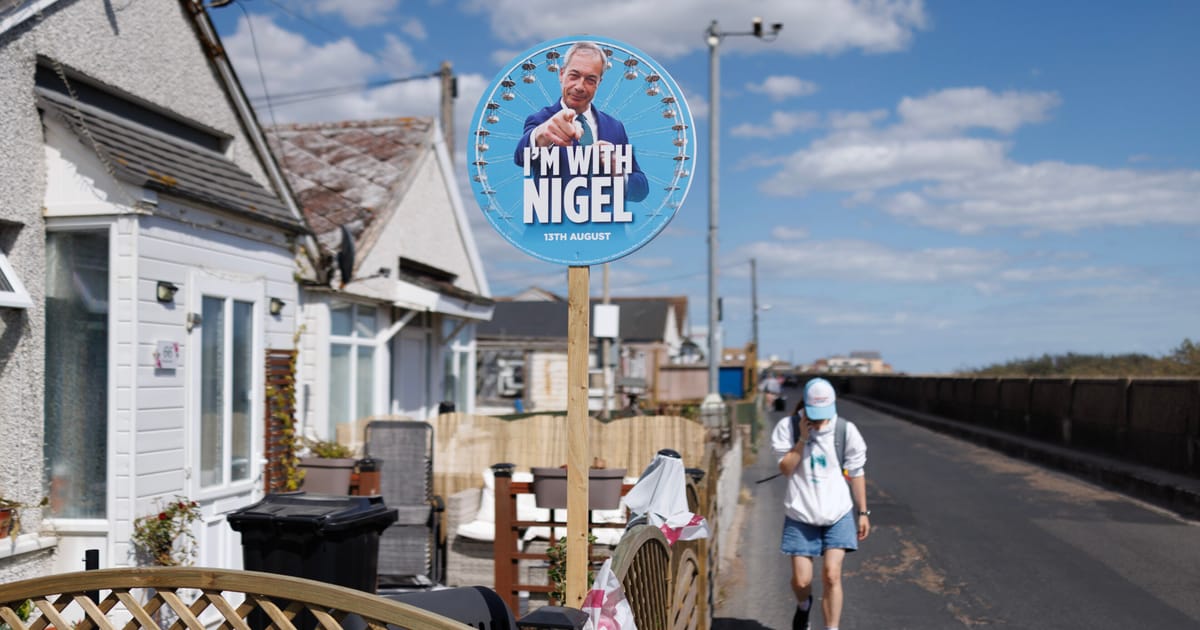 Nigel Farage se revendica ca erou local in batalia pentru castigarea Clacton ului