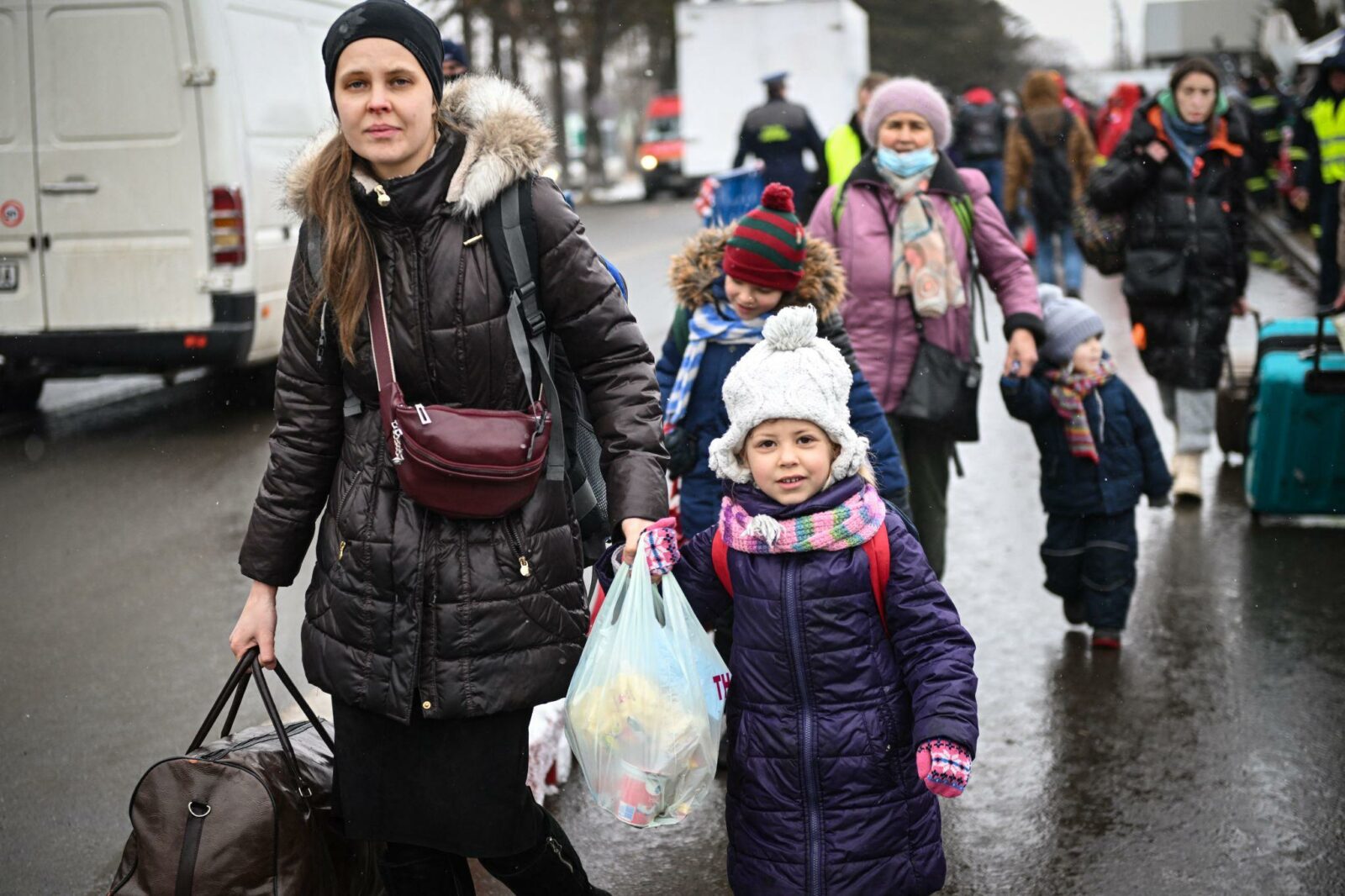 Peste 4 4 milioane de ucraineni beneficiaza de protectie temporara in UE iar Romania ocupa locul 5 printre tarile gazda