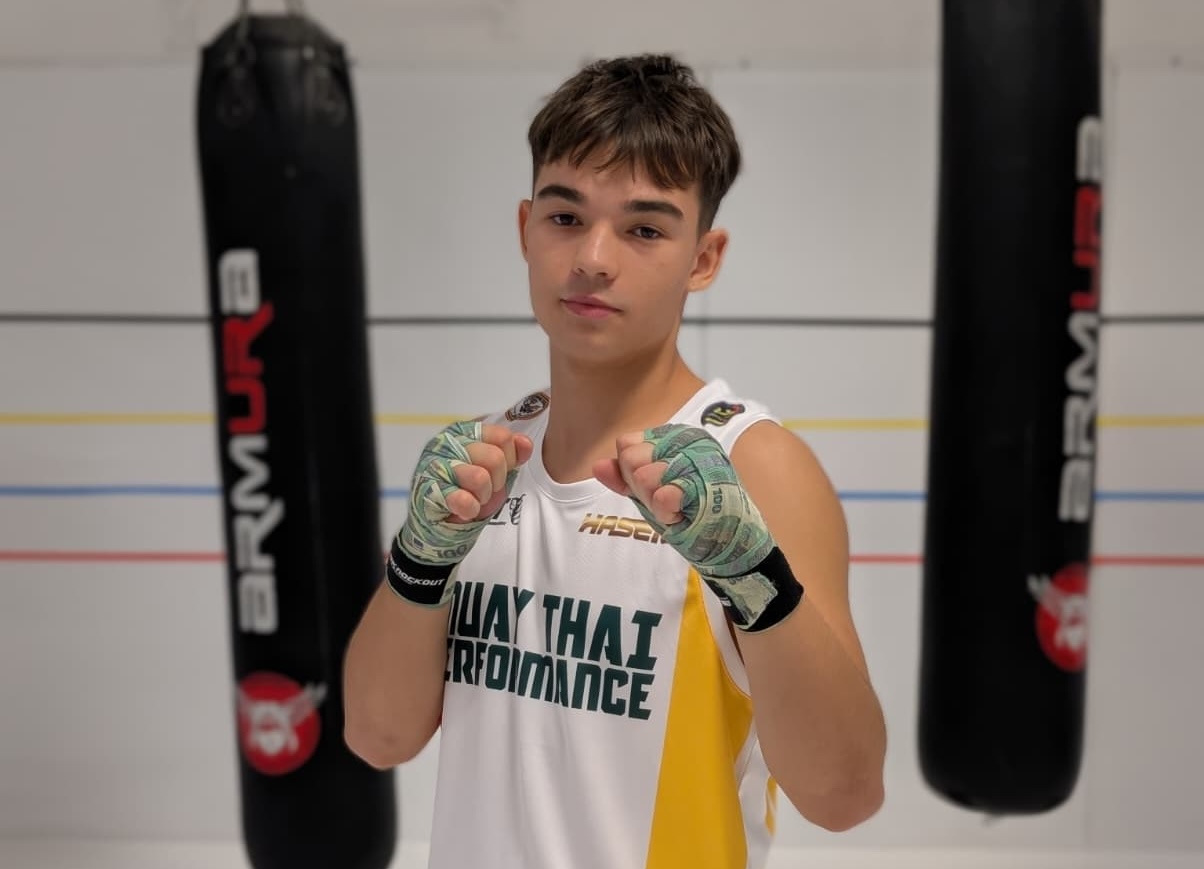 Povestea tanarului clujean de 17 ani care socheaza in ring De la campionatul judetean de fotbal la podiumul global de