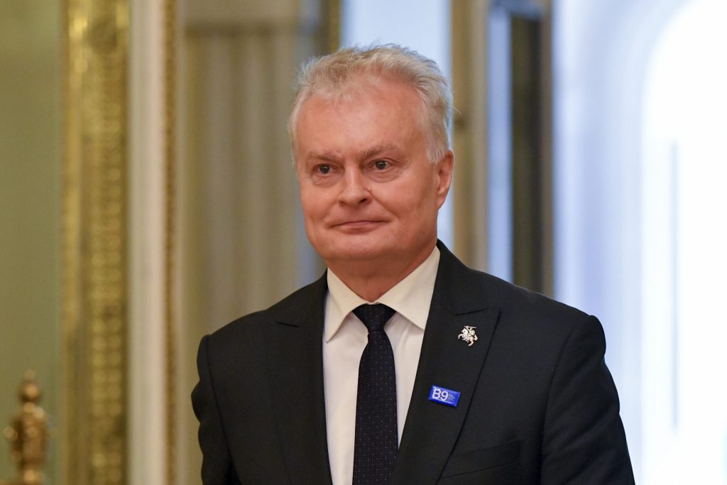 Președintele Lituaniei a ajuns la Kiev cu ocazia Zilei Independenței. Nausėda se întâlnește cu Zelenski. 2 Presedintele Lituaniei a ajuns la Kiev cu ocazia Zilei Independentei Nauseda se intalneste cu Zelenski