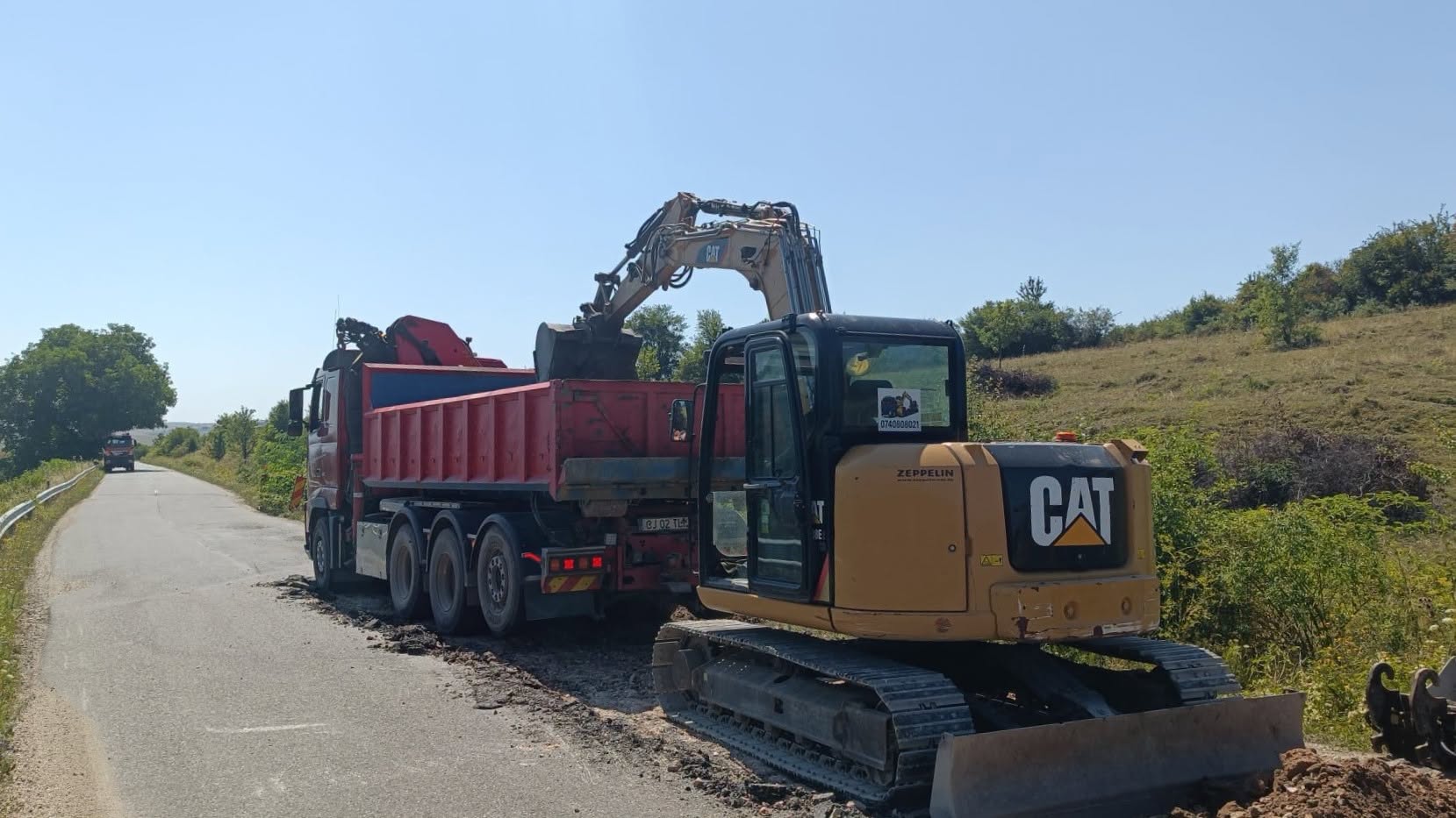 Se executa lucrari pe un drum judecean din Cluj spre Salaj Consiliul Judecean a trimis utilaje pe DJ 108N iar soferii sunt rugati sa circule cu precautie