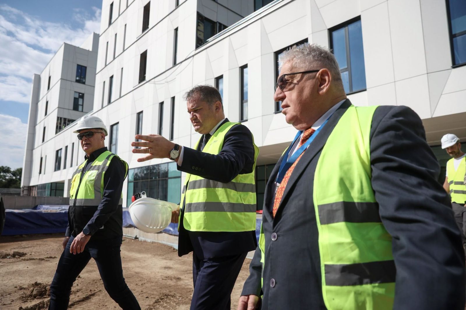 Spitalele din Romania primesc noi finantari prin PNRR Care sunt destinatiile celor mai mari sume