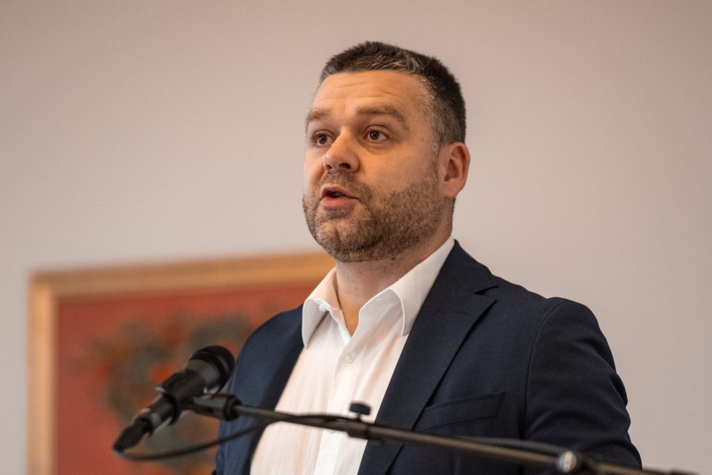 Tribunalul Bucuresti a refuzat cererea STB de a intra in insolventa Ciucu Improvizat