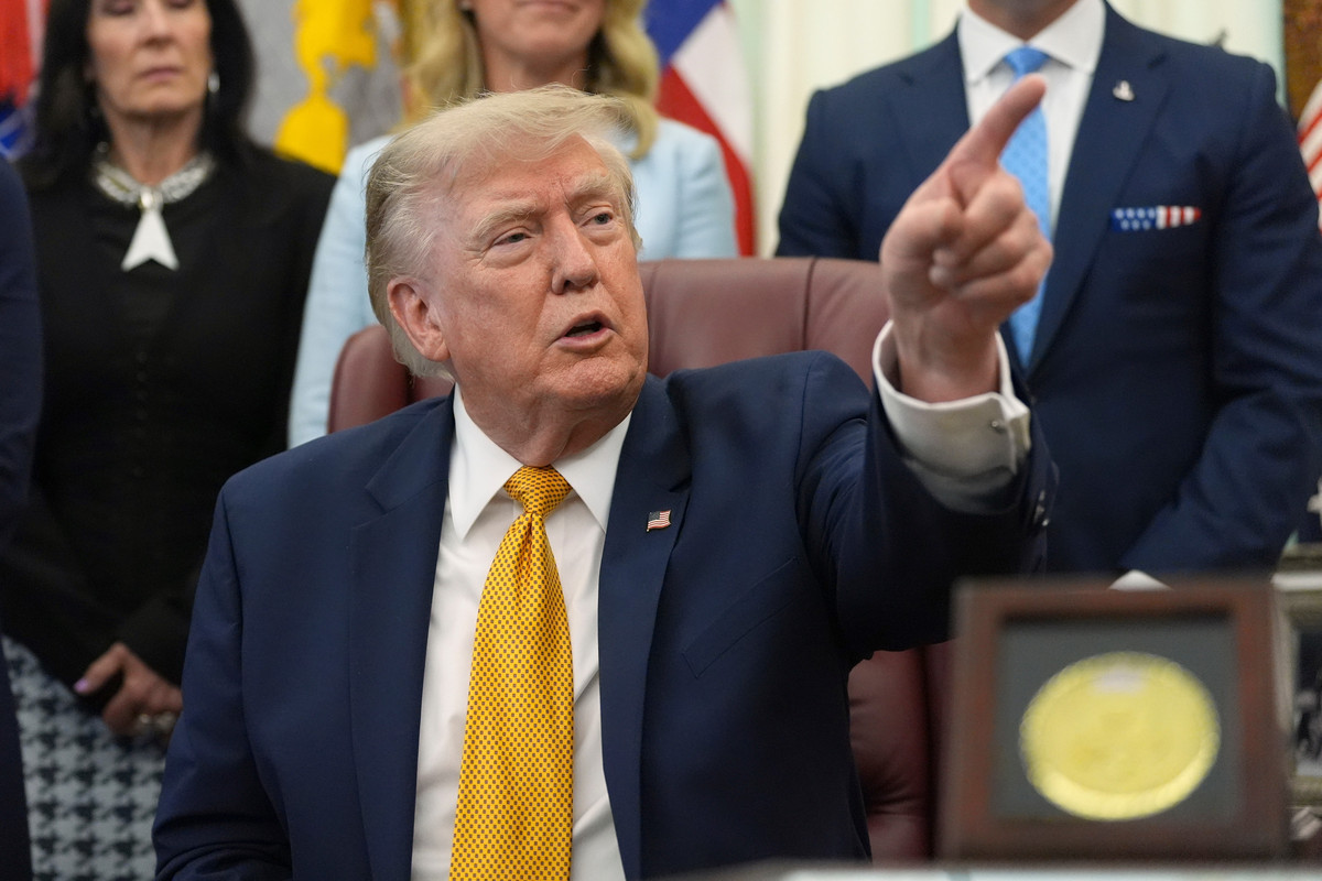 Trump a reusit sa mentina preturile petrolului la un nivel scazut dar aceasta capacitate ar putea sa nu dureze pentru totdeauna