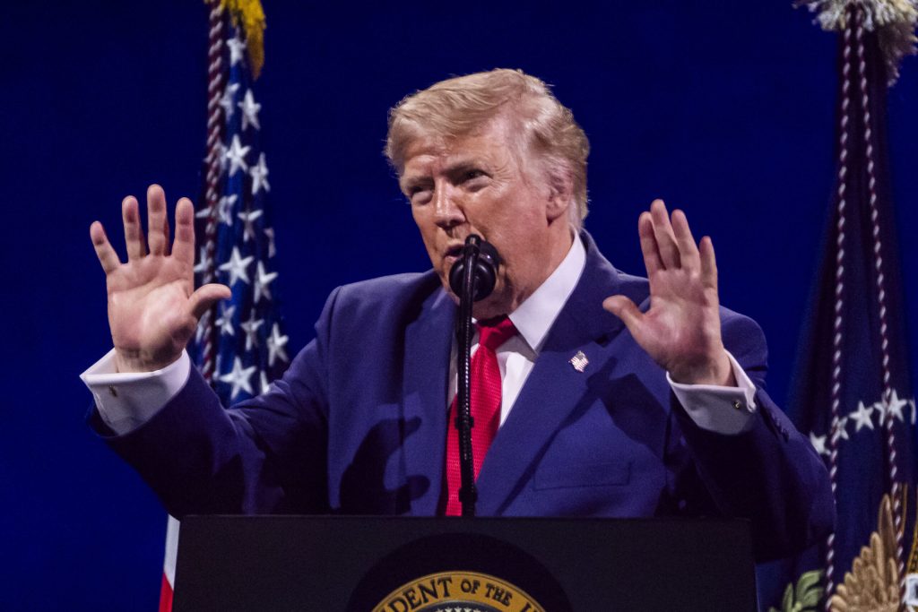 Trump afirma ca nu exista negocieri cu Iranul si ca nu sunt programate intalniri de acest fel