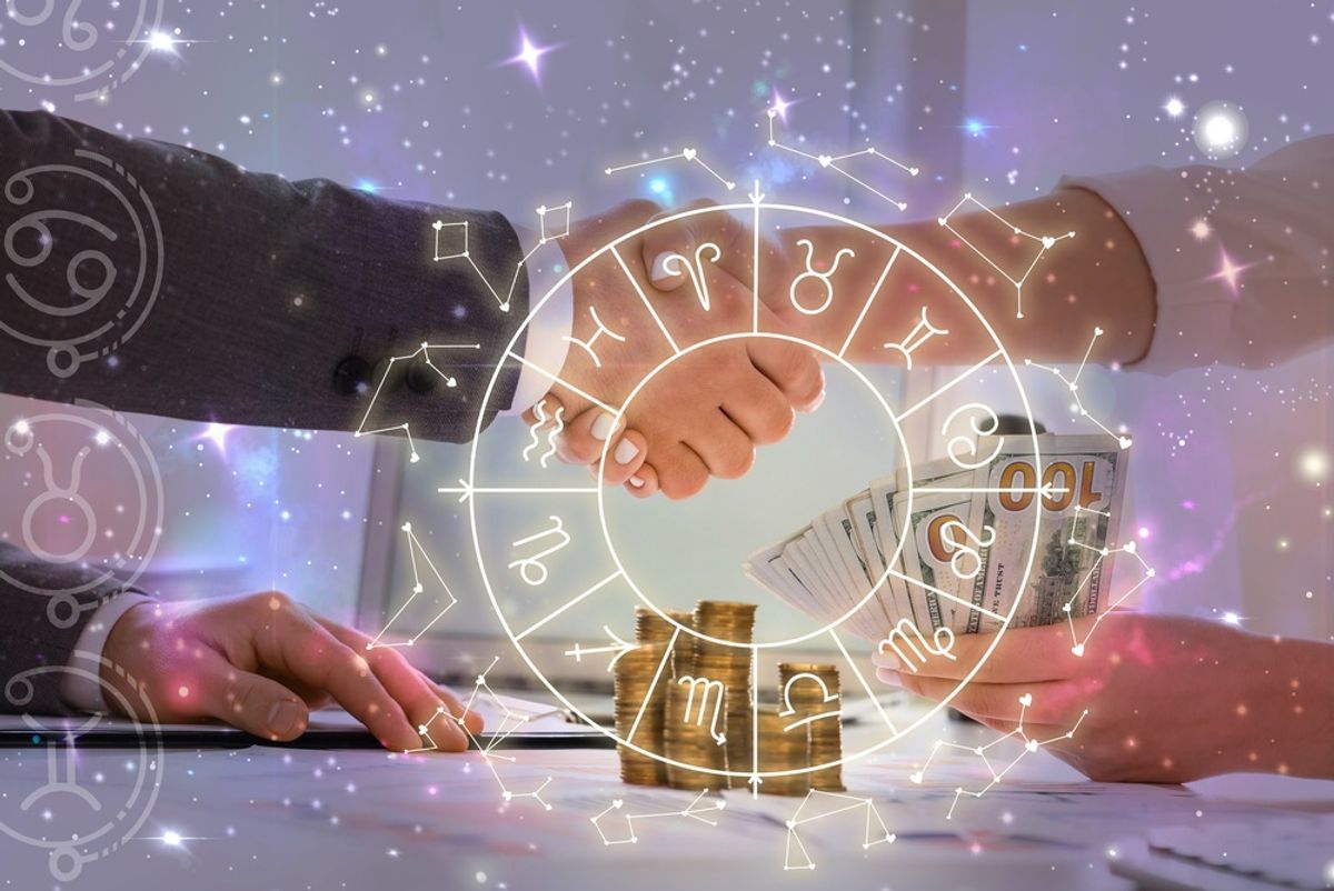 Zodia care incheie luna august in forta Schimbari impresionante in totate domeniile finante cariera si dragoste Ce surprize le rezerva astrele