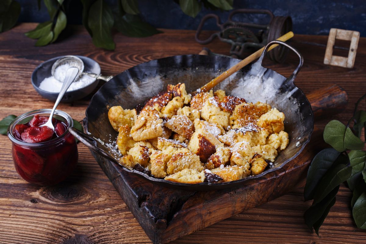 Kaiserschmarrn, desertul austriac pufos care se desface în bucăți. Cum să-l prepari acasă, rețeta preferată a împăratului Franz Joseph. 4 kaiserschmarrn desertul austriac pufos care se desface in bucati cum sa l prepari acasa reteta preferata a imparatului franz joseph