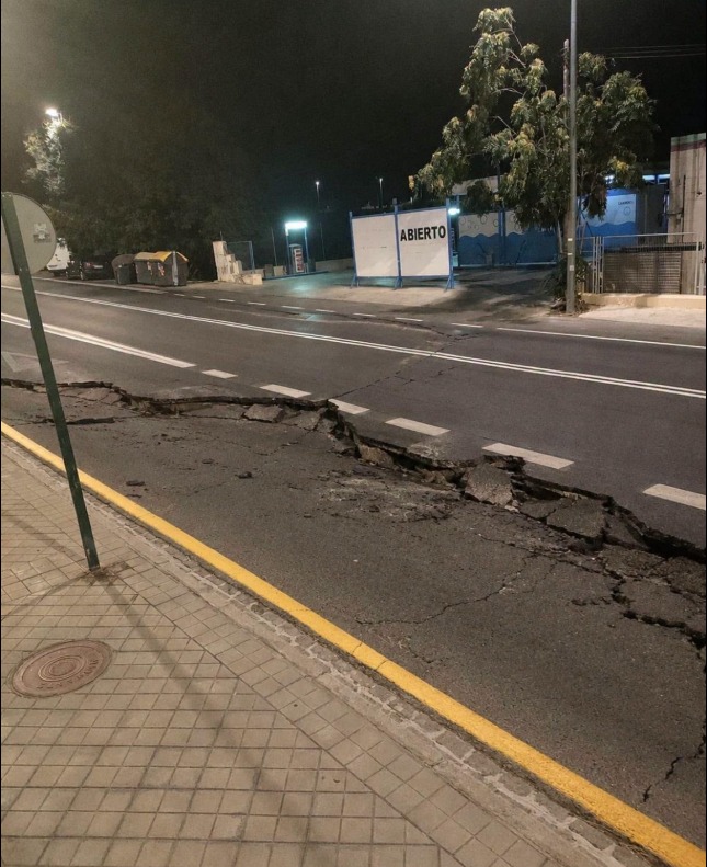 pagube semnificative in granada dupa un cutremur puternic resimtit in mai multe zone ale spaniei