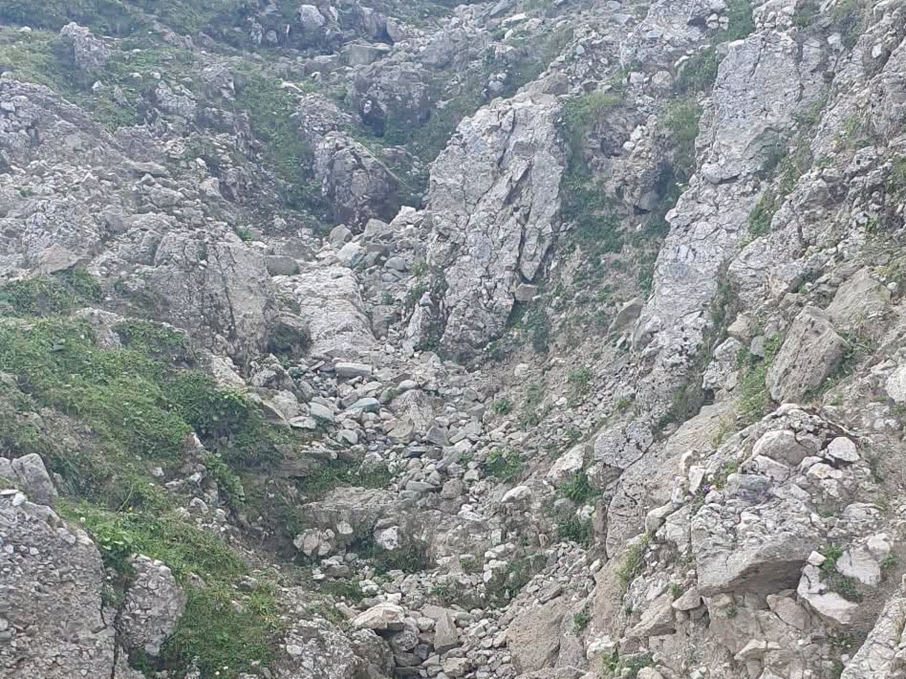 ultima discutie intre salvamont si tanarul britanic disparut in bucegi era pe calea cea buna