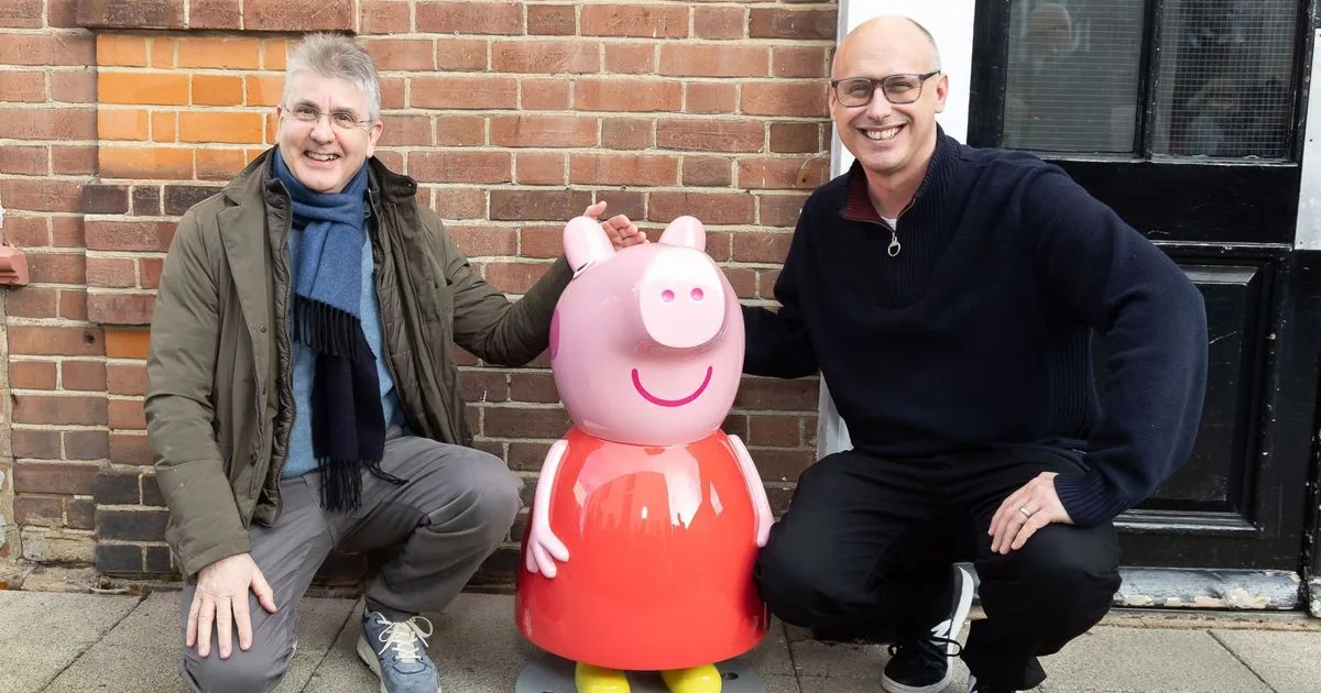 Creatorul „Peppa Pig”, jefuit de doi români. Au furat bijuterii și ceas Rolex
