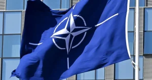 Șeful militar al NATO: Alianța e pregătită pentru un atac sub steag fals al Rusiei