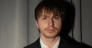 Zodier, artistul cu două vieți: programator și cântăreț