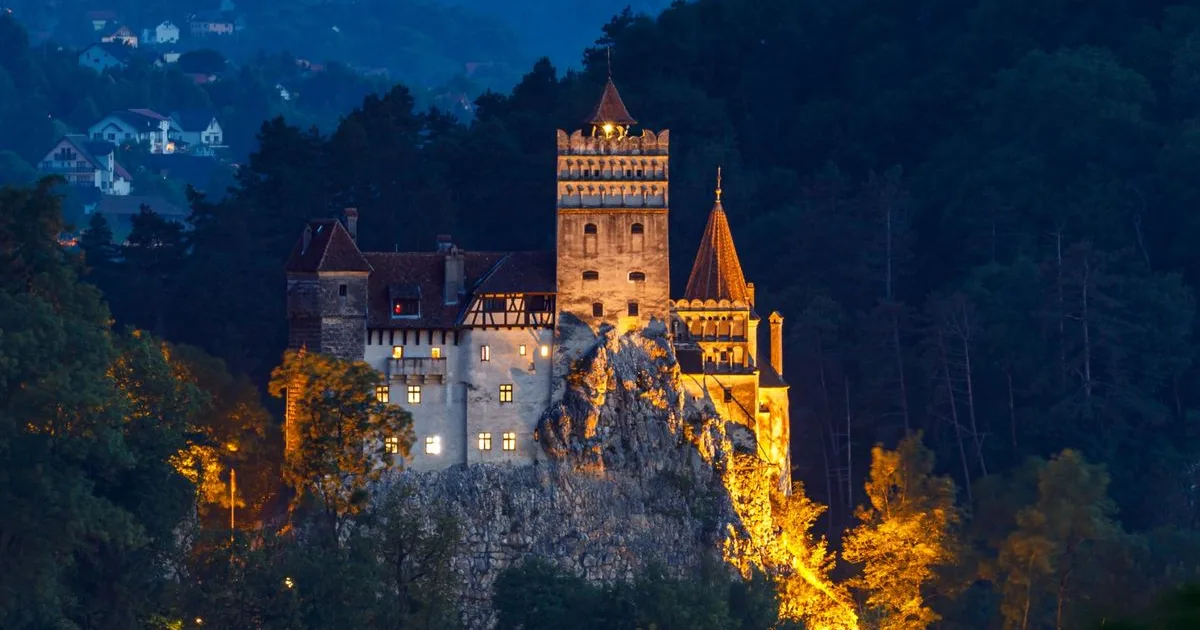 Cât costă vizita la Castelul Bran de Halloween 2026, o destinație foarte căutată 1 Cât costă vizita la Castelul Bran de Halloween 2026, o destinație foarte căutată