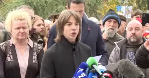 Studenții sârbi cer demisii și se pregătesc să preia puterea