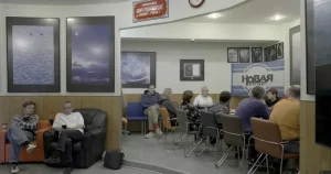 Ziarul Novaya Gazeta se închide după trei decenii de activitate